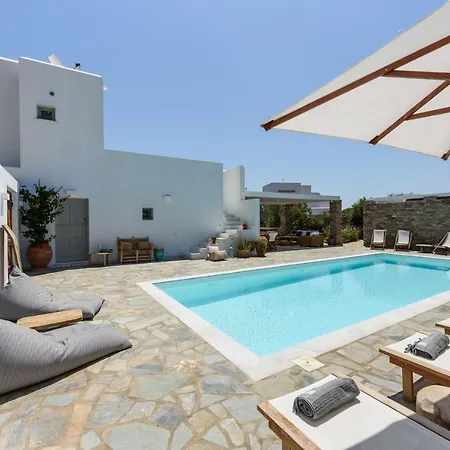 Nostos Villa Antiparos Città