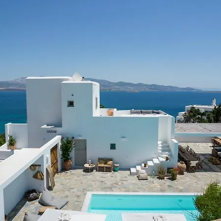 Nostos Villa Antiparos Città